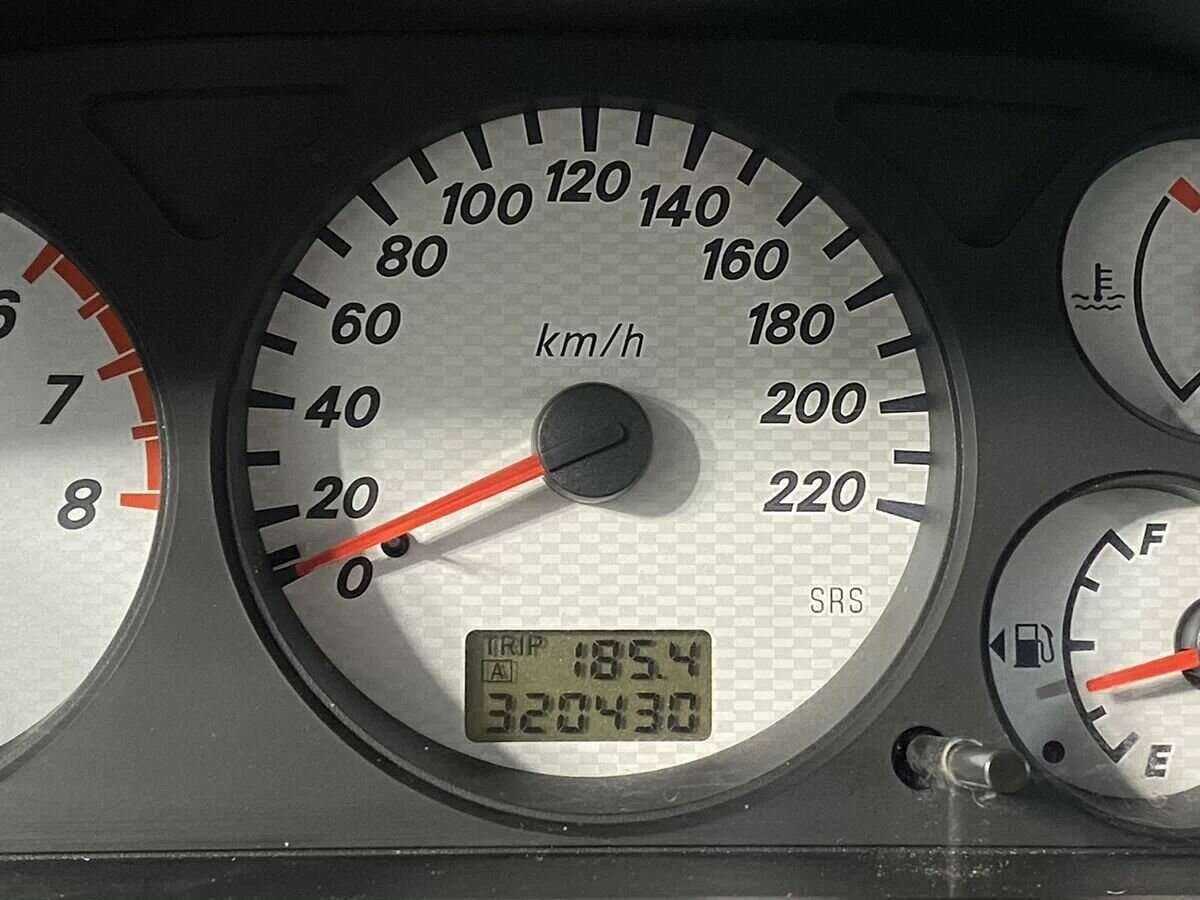 Mitsubishi Lancer с пробегом — 2006 год. Фото: #13