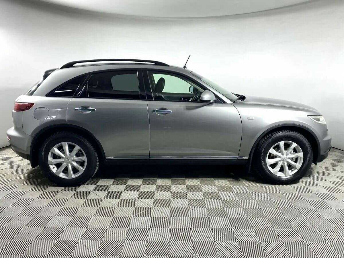 Infiniti FX с пробегом — 2008 год. Фото: #1