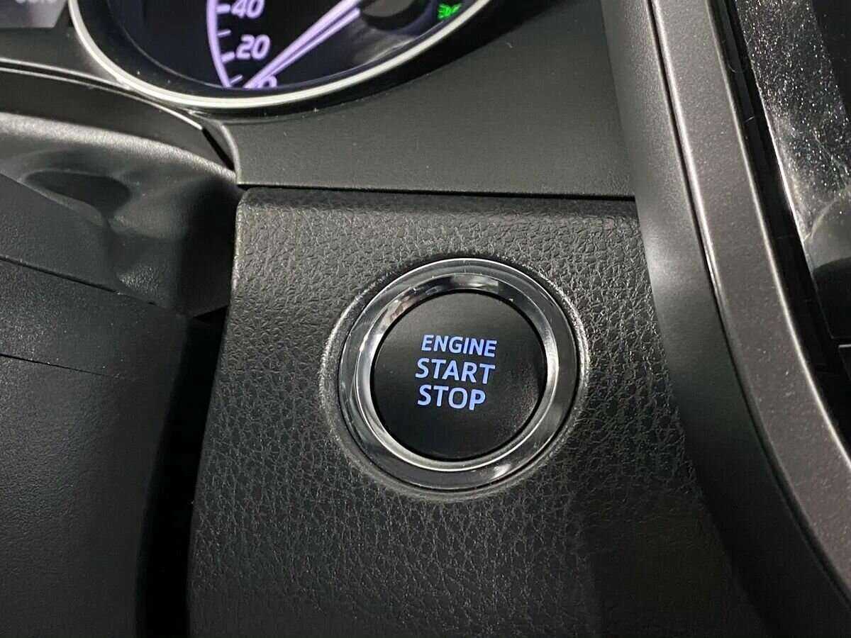 Toyota Camry с пробегом — 2020 год. Фото: #15