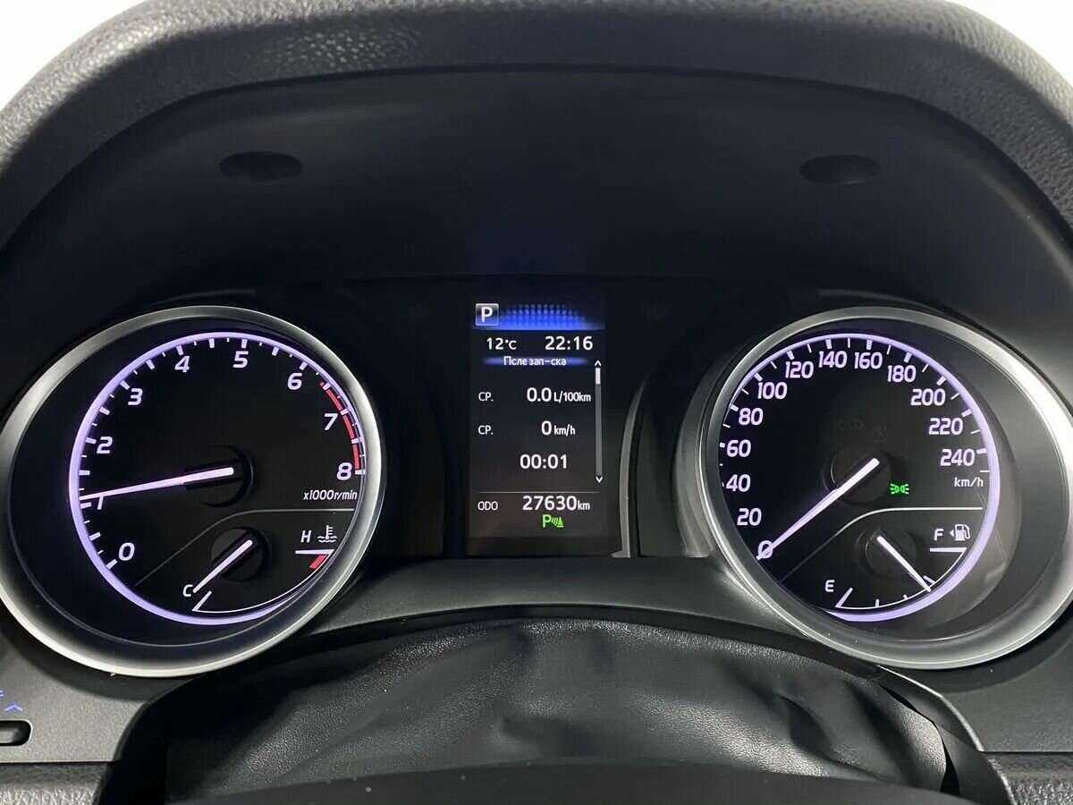 Toyota Camry с пробегом — 2020 год. Фото: #16