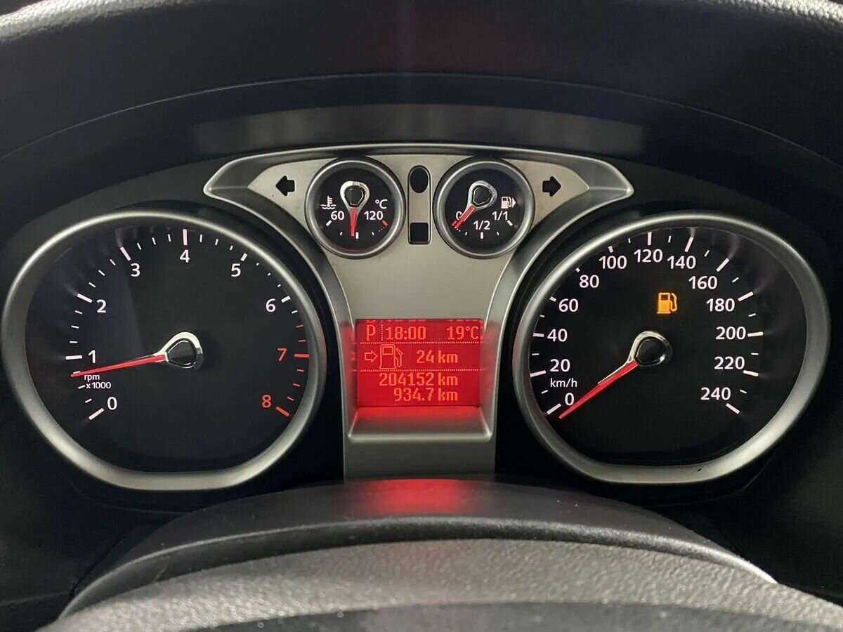 Ford Focus с пробегом — 2008 год. Фото: #12