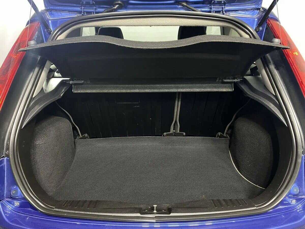 Ford Fiesta с пробегом — 2008 год. Фото: #9