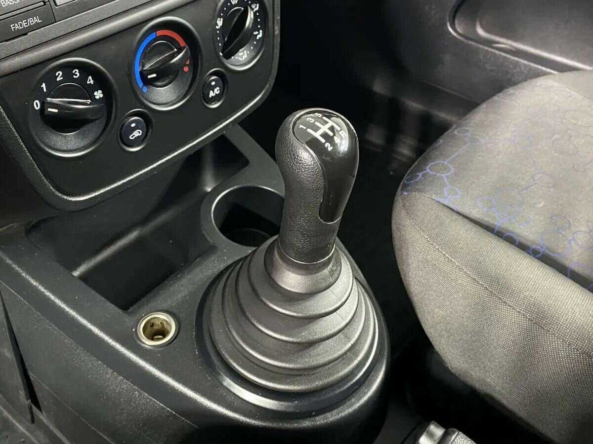 Ford Fiesta с пробегом — 2008 год. Фото: #15