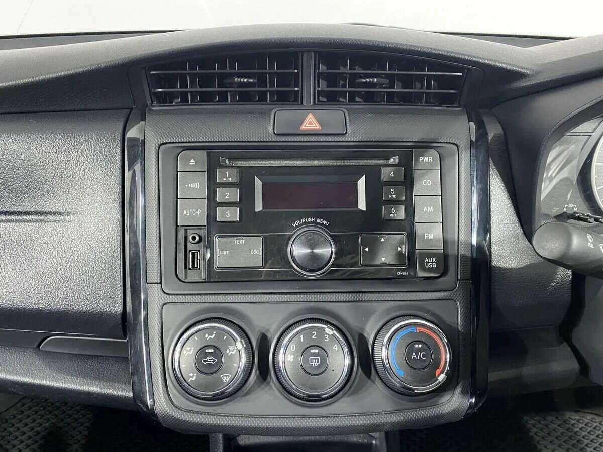 Toyota Corolla с пробегом — 2016 год. Фото: #9