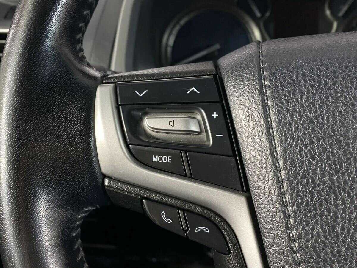 Toyota Land Cruiser Prado с пробегом — 2020 год. Фото: #12