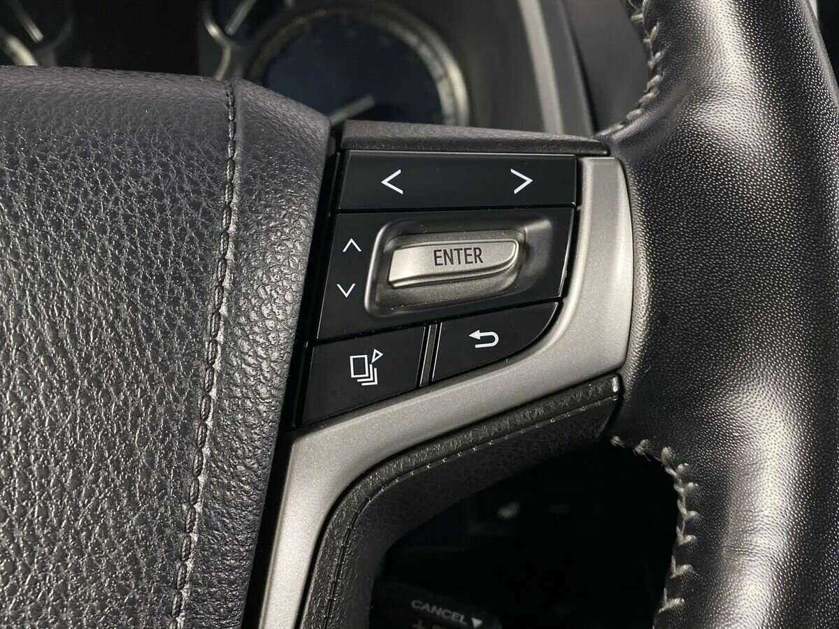 Toyota Land Cruiser Prado с пробегом — 2020 год. Фото: #13