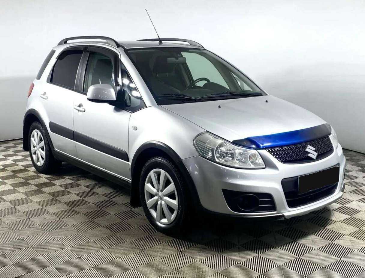 Suzuki SX4 с пробегом — 2010 год. Фото: #2
