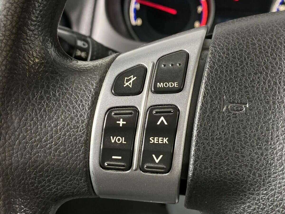 Suzuki SX4 с пробегом — 2010 год. Фото: #9