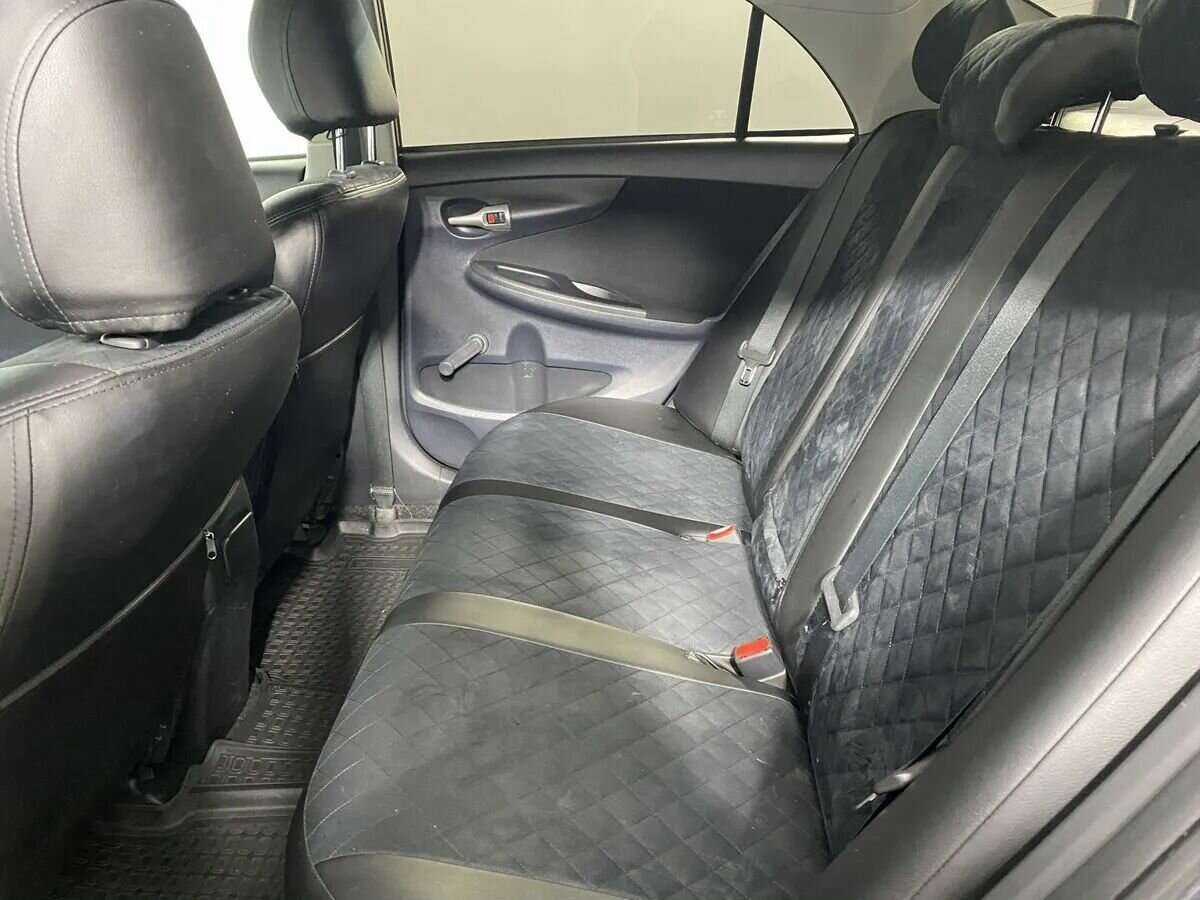 Toyota Corolla с пробегом — 2010 год. Фото: #6