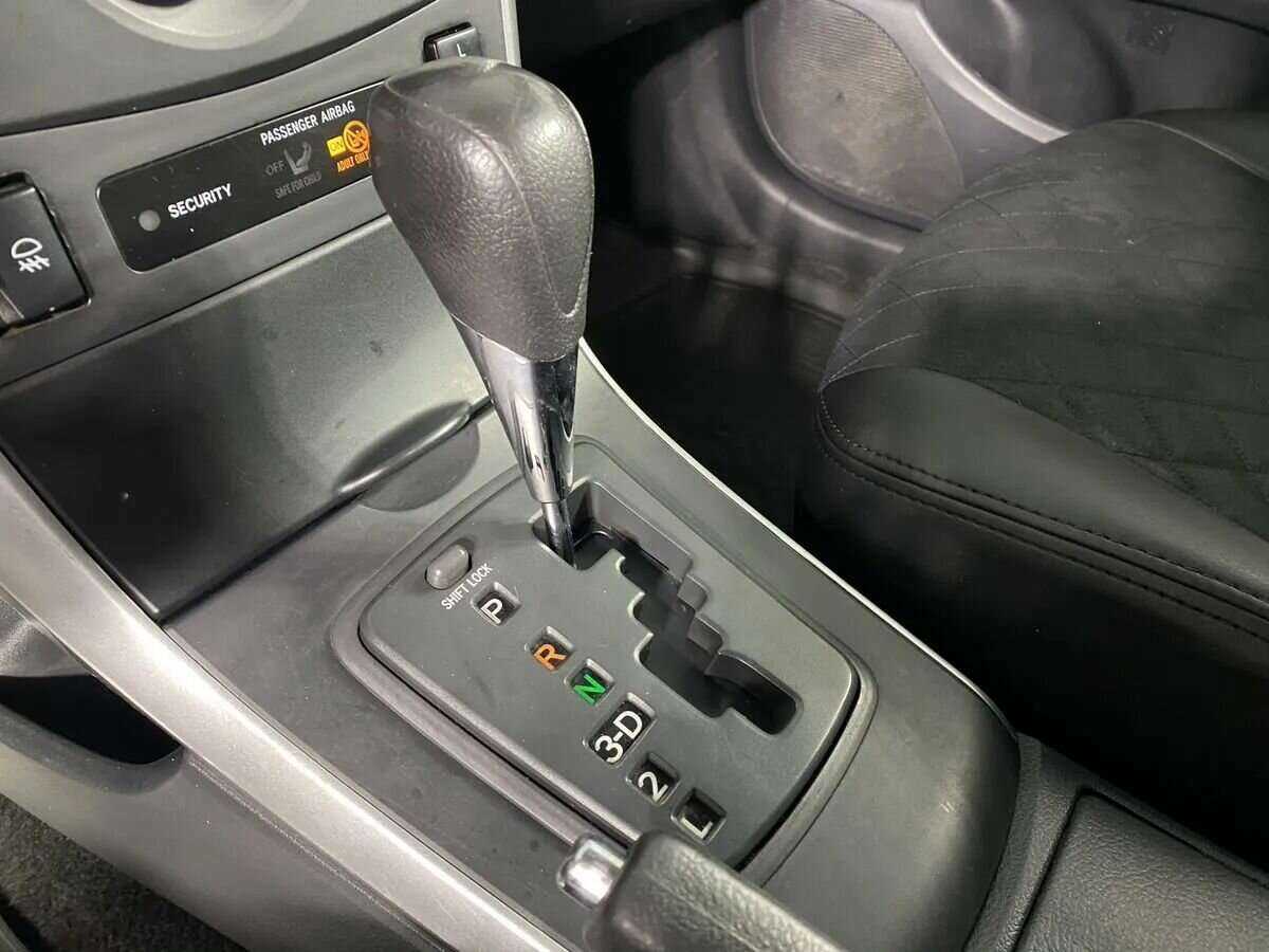 Toyota Corolla с пробегом — 2010 год. Фото: #10