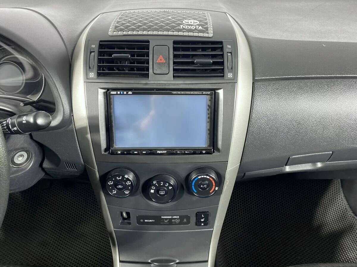 Toyota Corolla с пробегом — 2007 год. Фото: #9