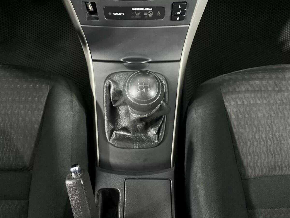 Toyota Corolla с пробегом — 2007 год. Фото: #11