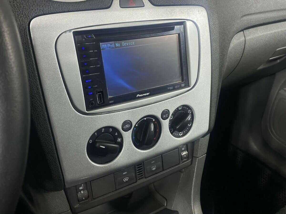 Ford Focus с пробегом — 2007 год. Фото: #10