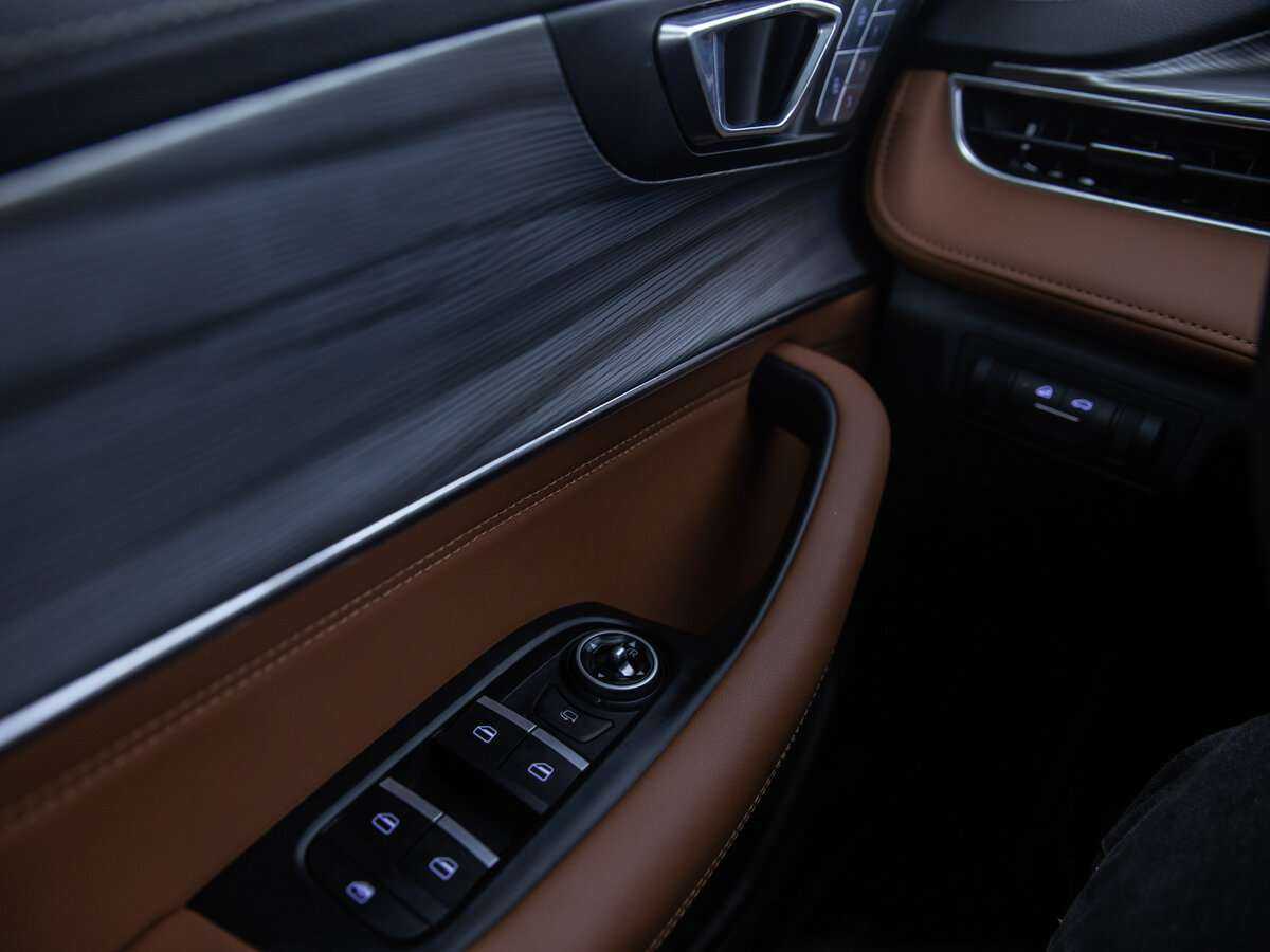 Chery Tiggo 8 Pro Max с пробегом — 2022 год. Фото: #9