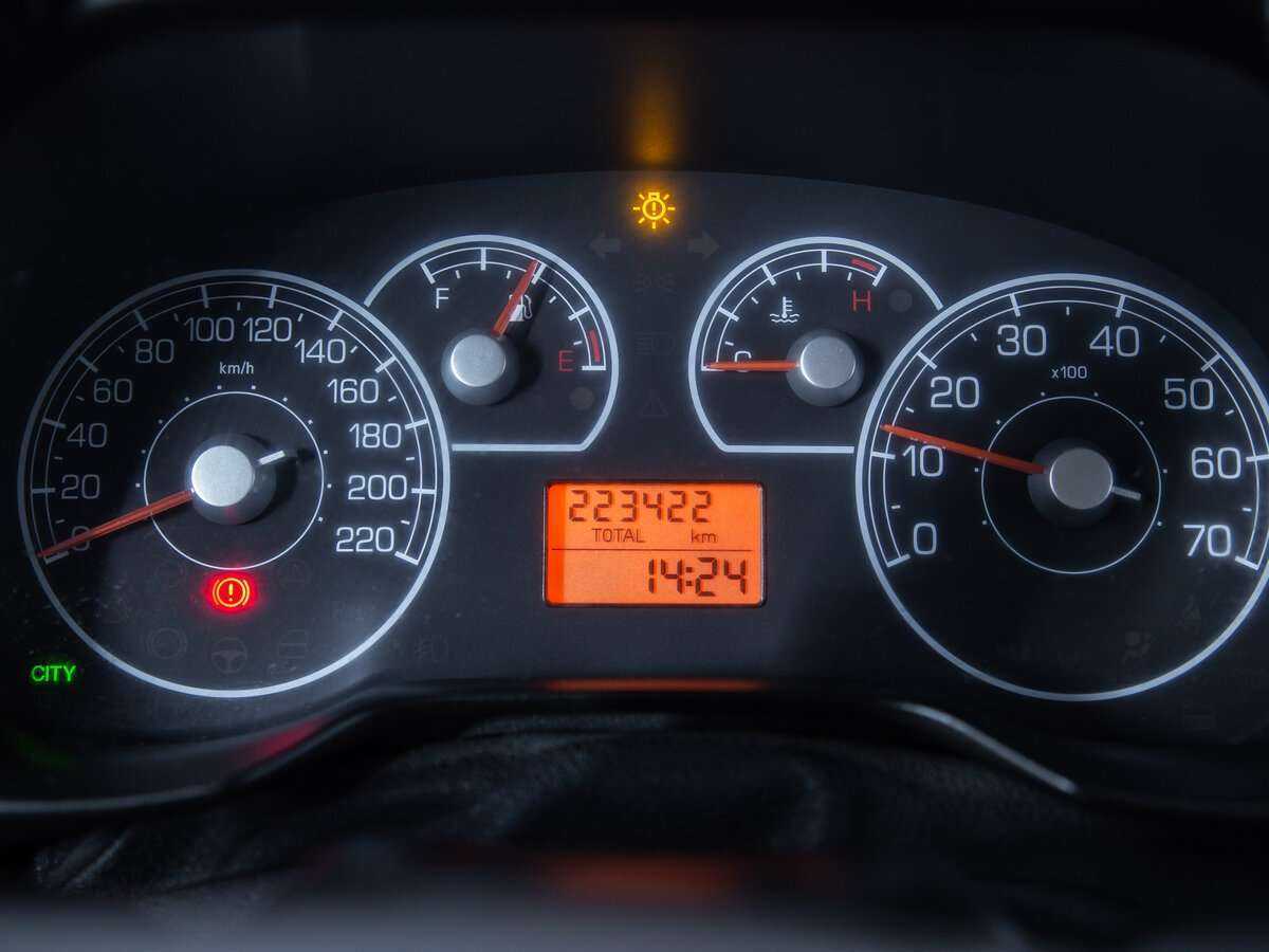 Fiat Punto с пробегом — 2007 год. Фото: #10