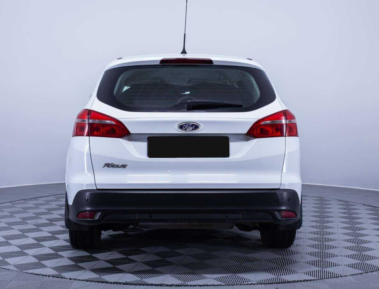 Ford Focus с пробегом — 2015 год. Фото: #5
