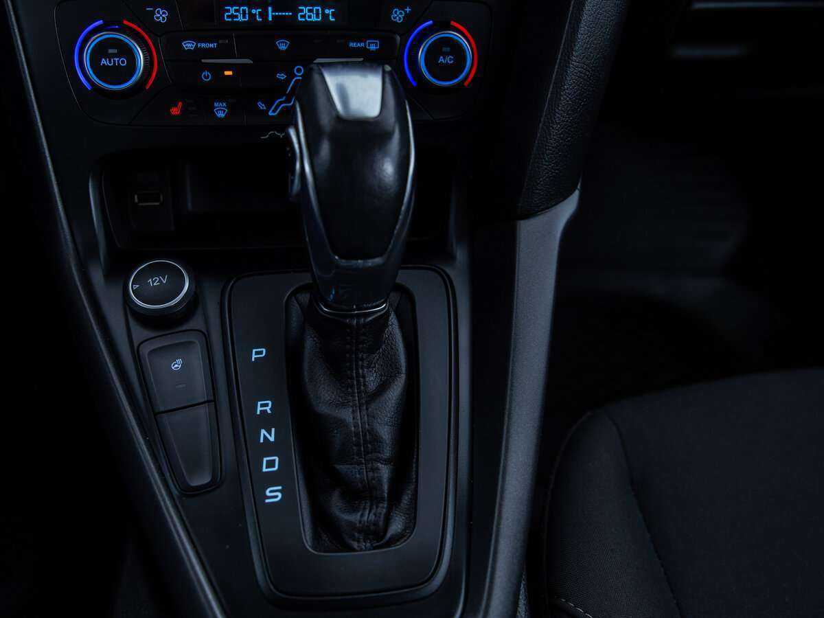 Ford Focus с пробегом — 2015 год. Фото: #17