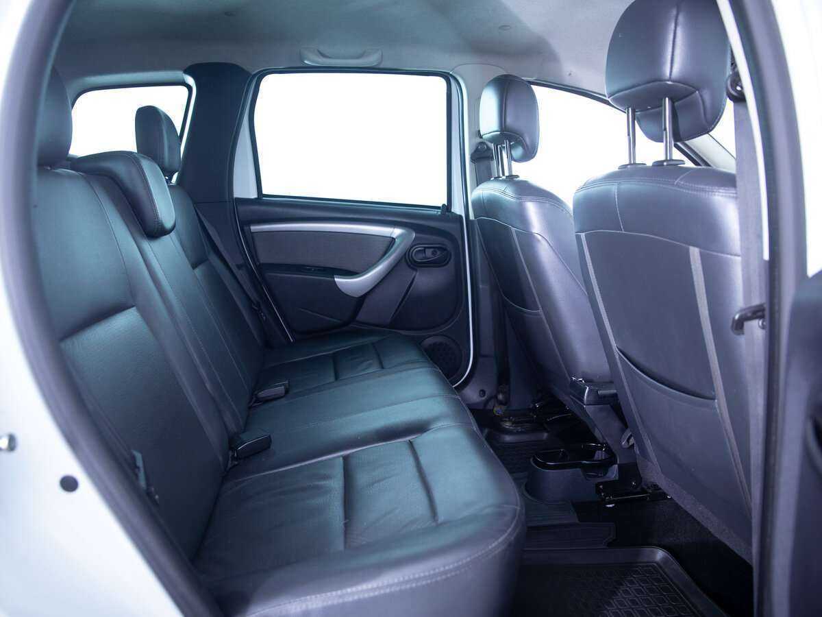 Renault Duster с пробегом — 2013 год. Фото: #8