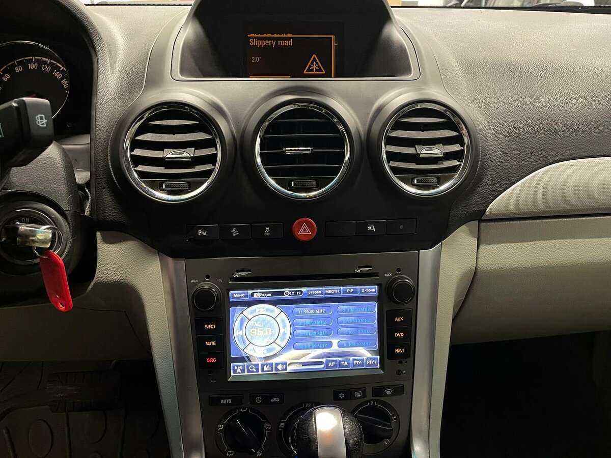 Opel Antara с пробегом — 2012 год. Фото: #4