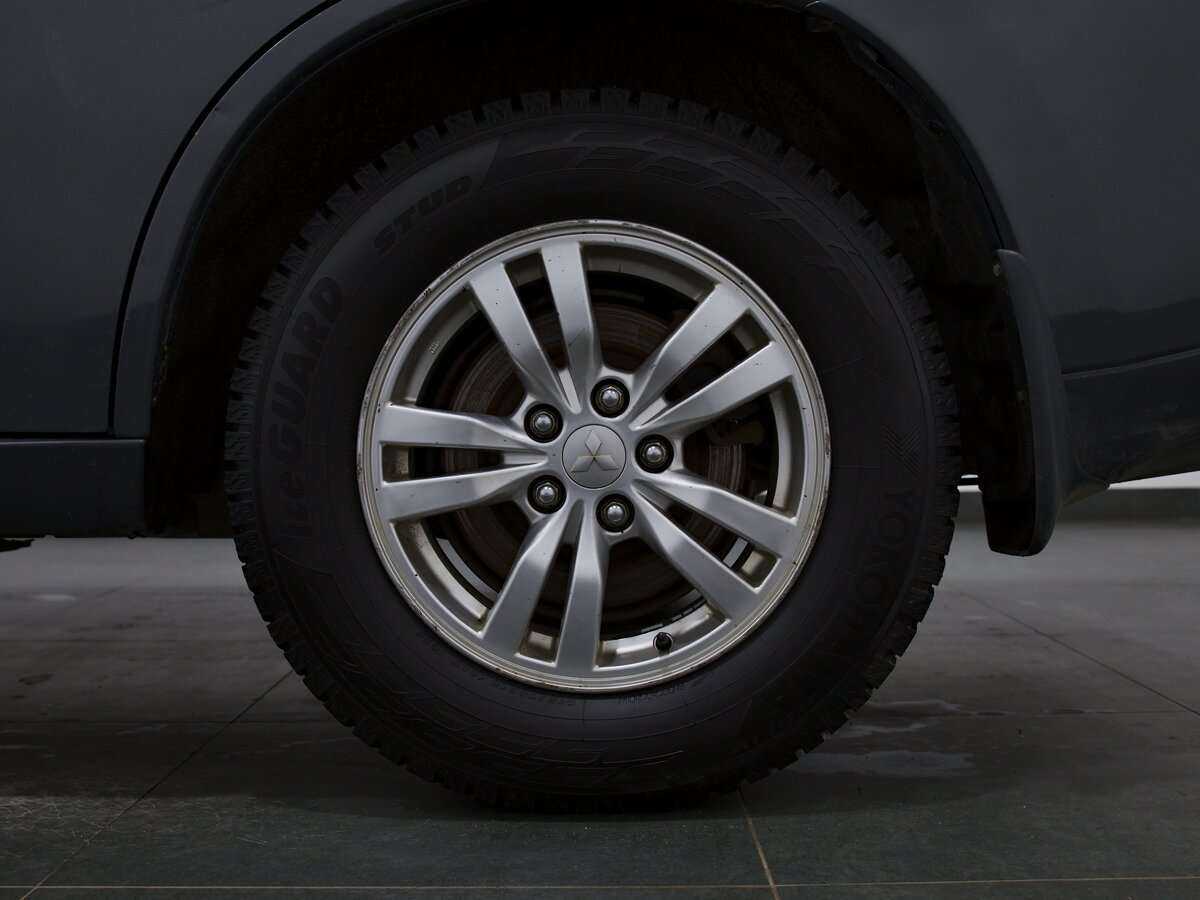 Mitsubishi Outlander с пробегом — 2013 год. Фото: #4