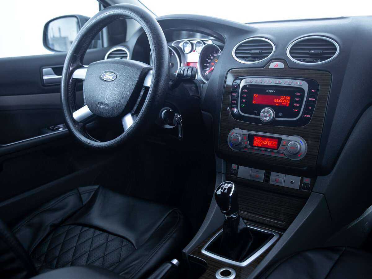 Ford Focus с пробегом — 2008 год. Фото: #11