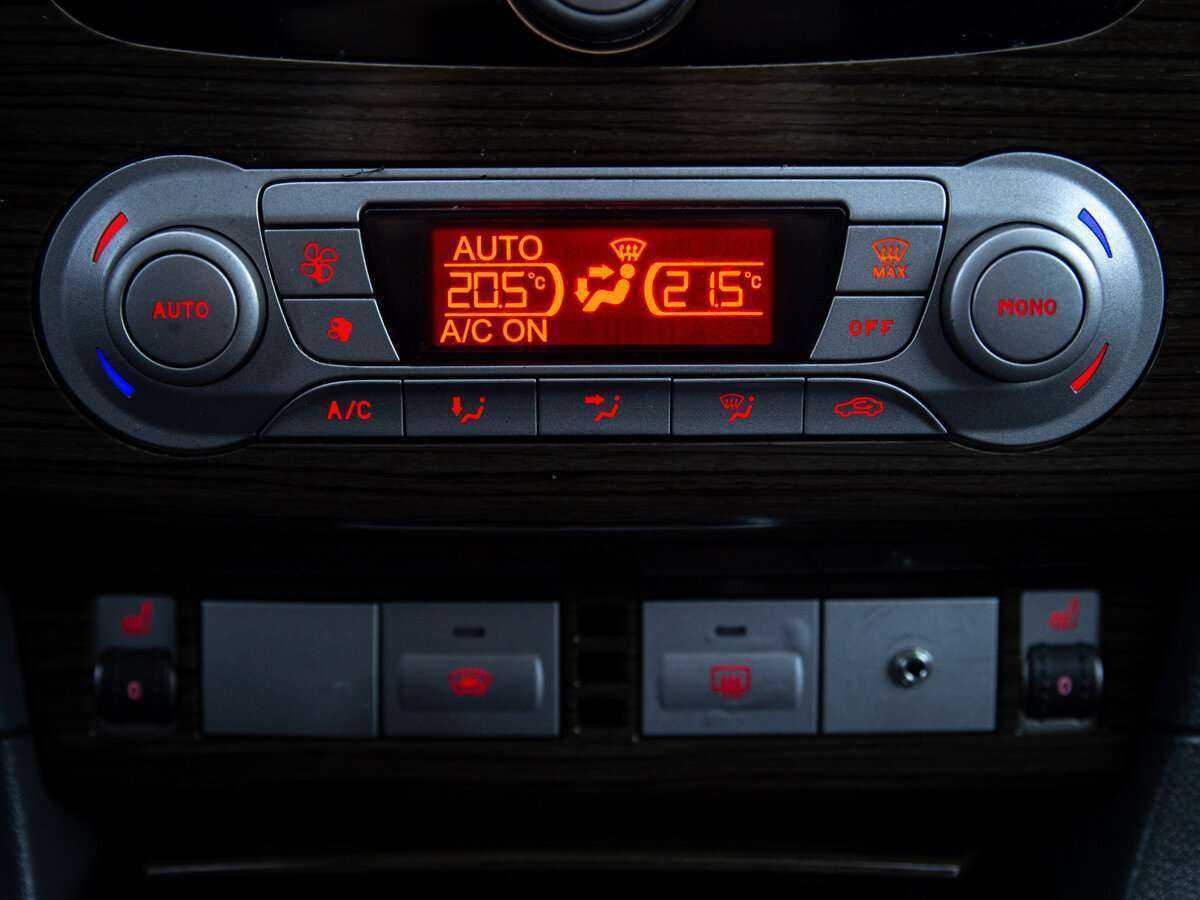 Ford Focus с пробегом — 2008 год. Фото: #13