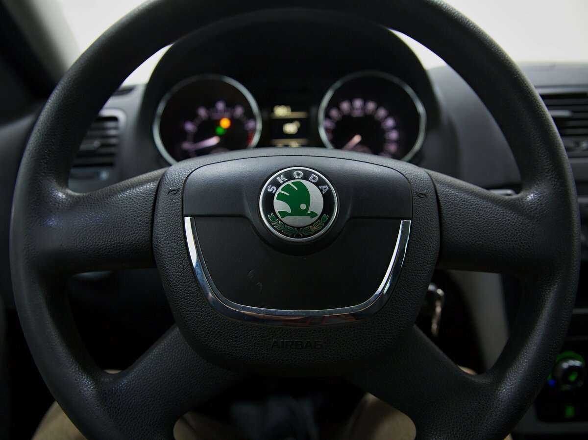 Skoda Yeti с пробегом — 2010 год. Фото: #5