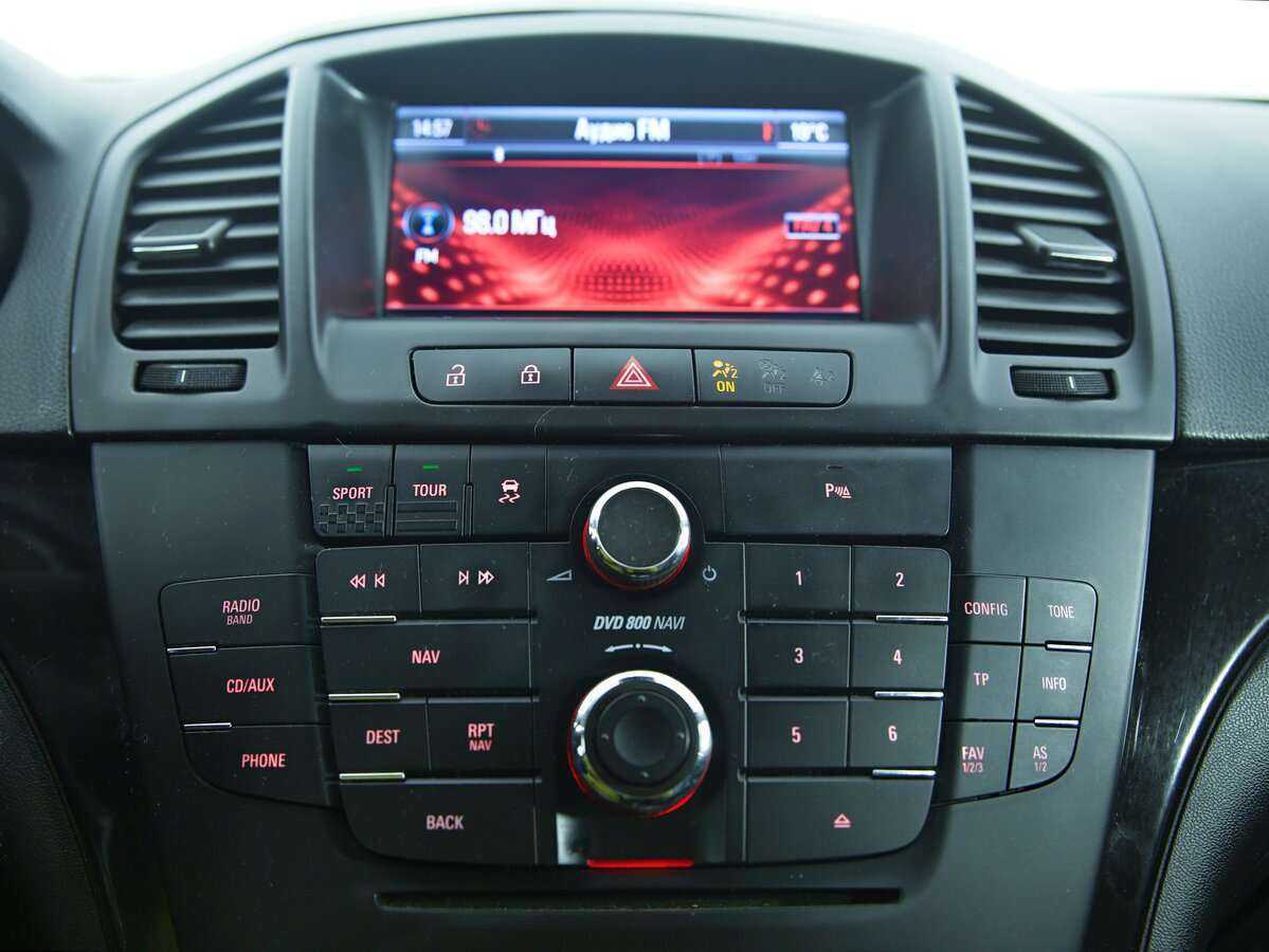 Opel Insignia с пробегом — 2009 год. Фото: #13