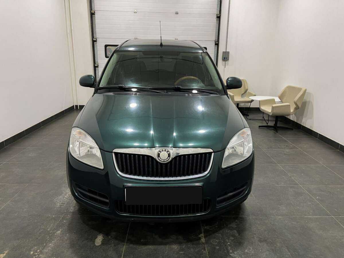 Skoda Roomster с пробегом — 2007 год. Фото: #1