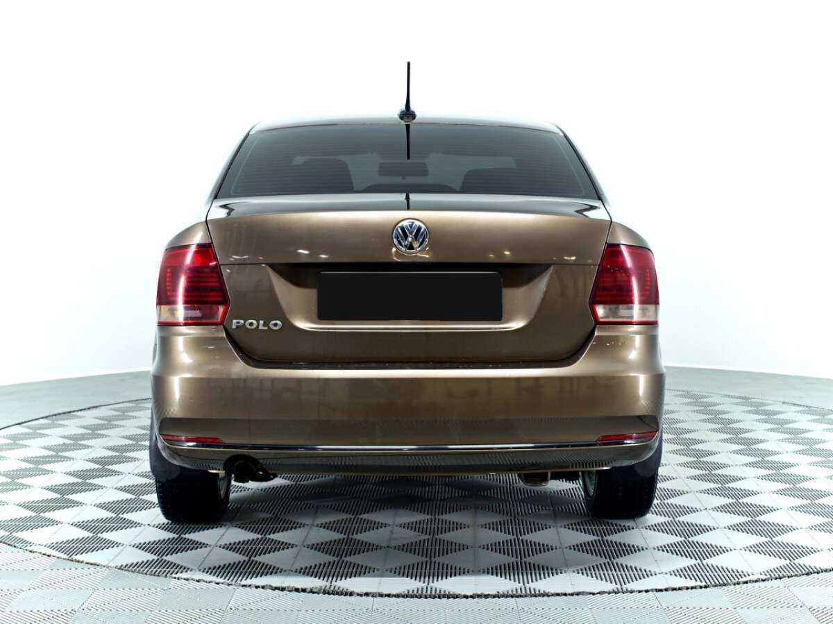 Volkswagen Polo с пробегом — 2019 год. Фото: #5