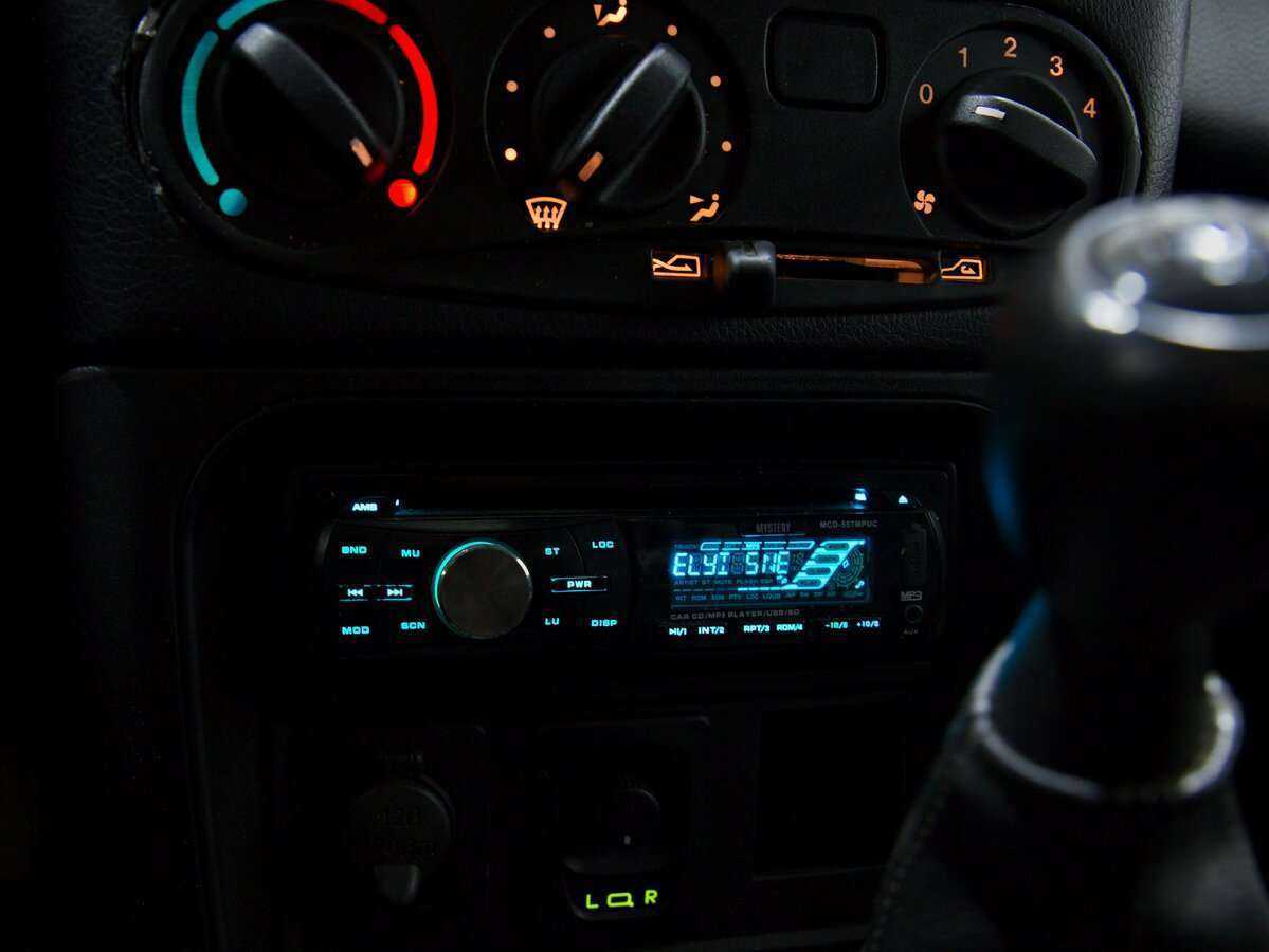 Chevrolet Niva с пробегом — 2017 год. Фото: #12