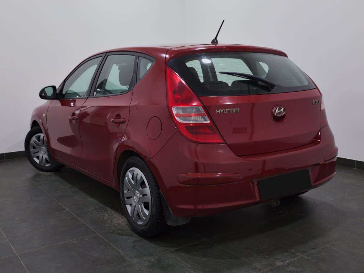 Hyundai i30 с пробегом — 2009 год. Фото: #3