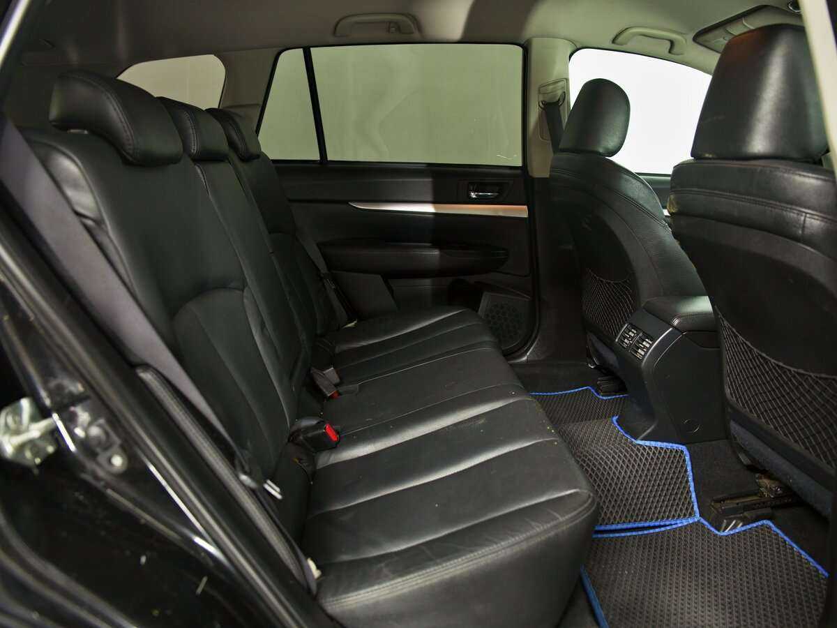 Subaru Outback с пробегом — 2011 год. Фото: #6