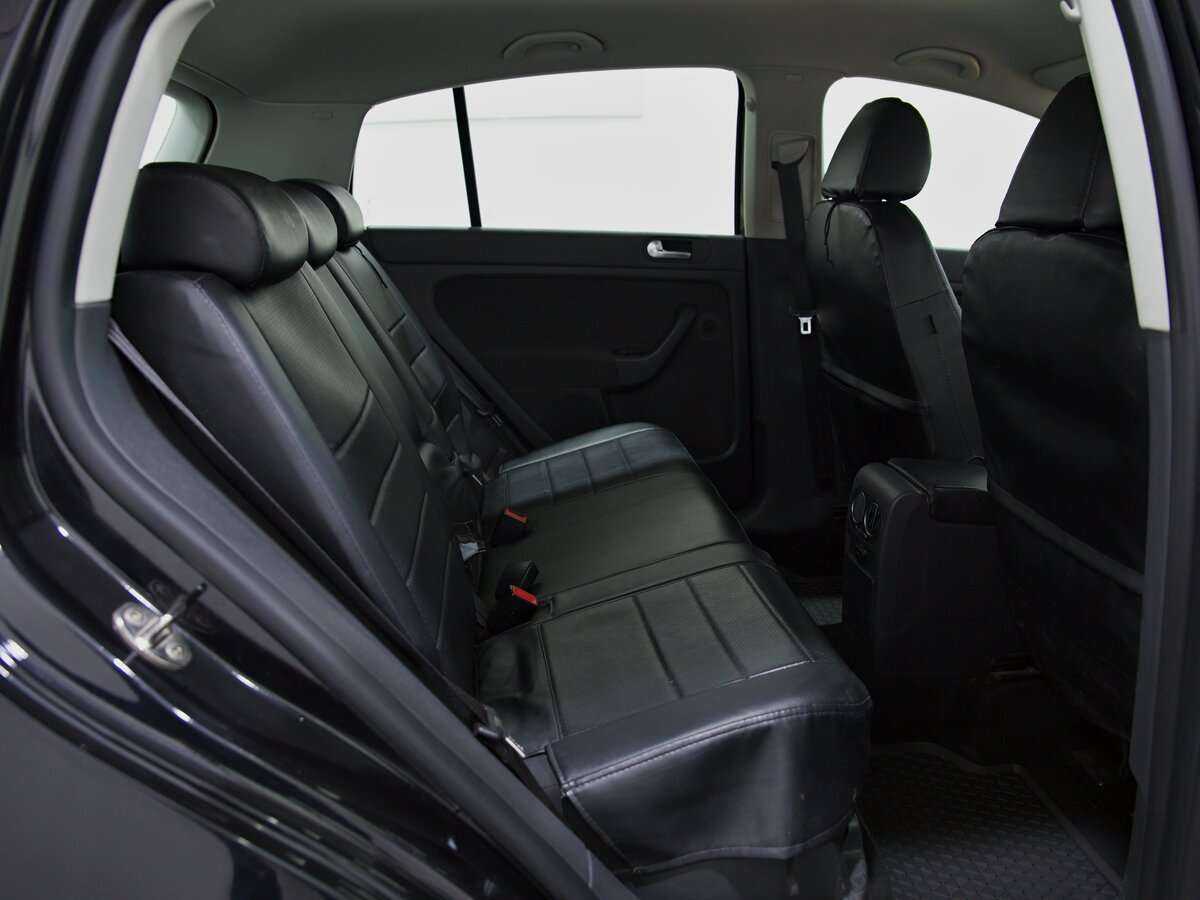 Volkswagen Golf Plus с пробегом — 2011 год. Фото: #14