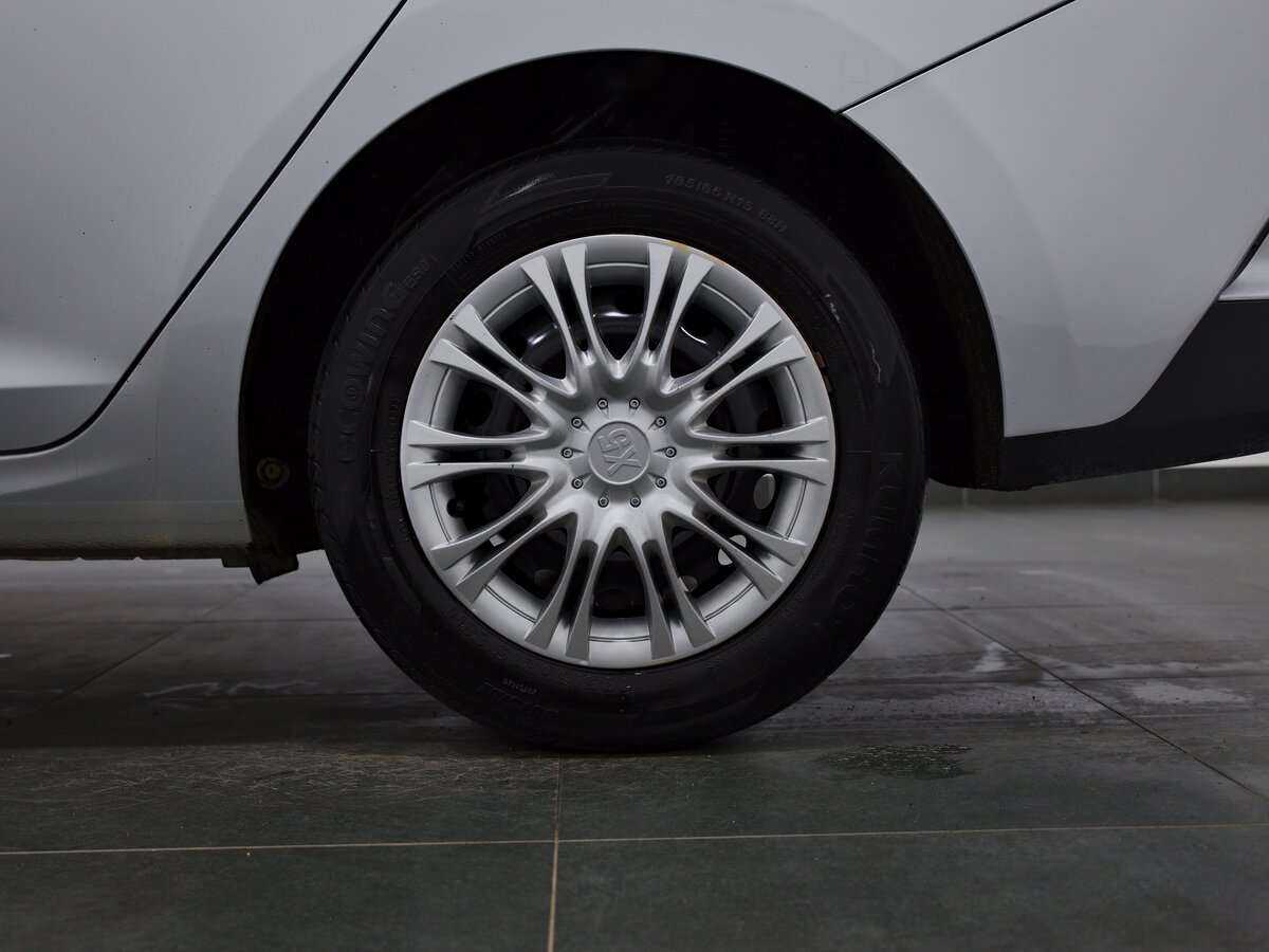 Hyundai Solaris с пробегом — 2020 год. Фото: #14