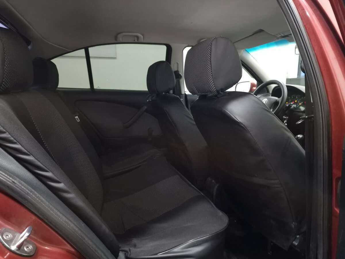 Skoda Octavia с пробегом — 2008 год. Фото: #11