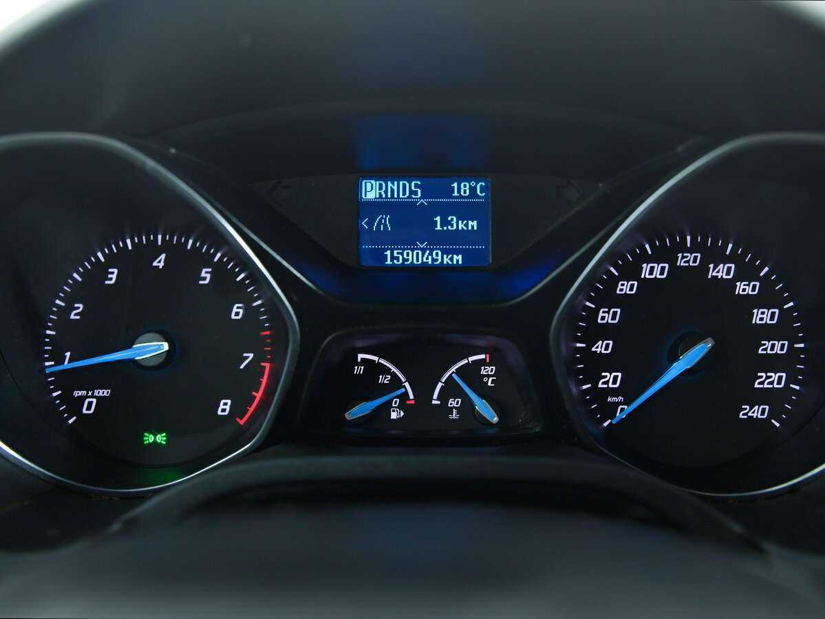 Ford Focus с пробегом — 2011 год. Фото: #7