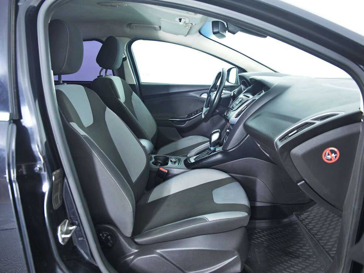 Ford Focus с пробегом — 2011 год. Фото: #13