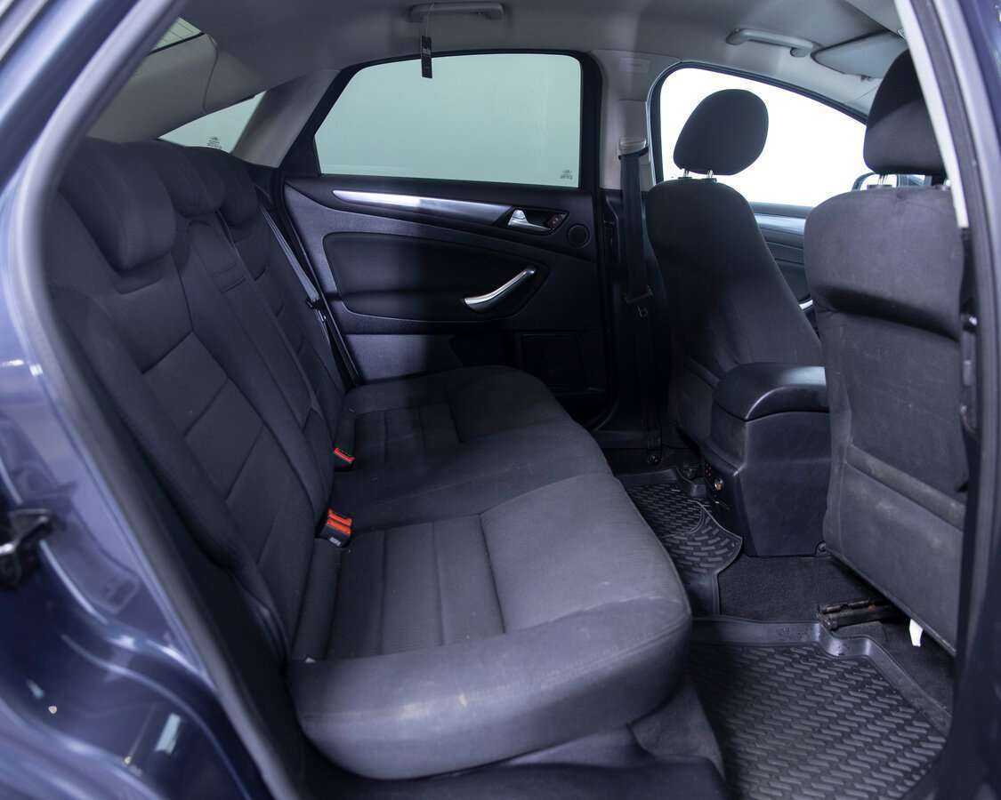 Ford Mondeo с пробегом — 2011 год. Фото: #9