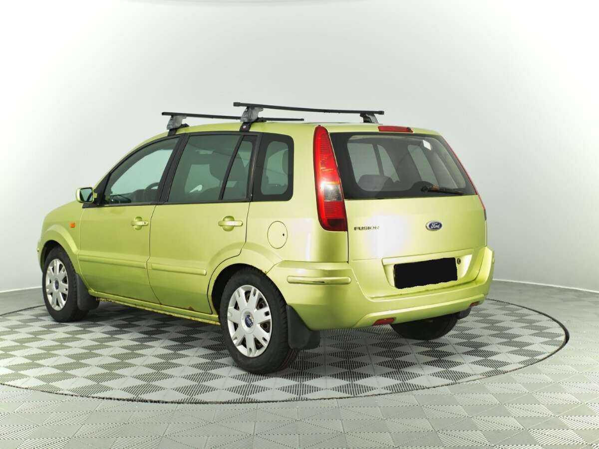 Ford Fusion с пробегом — 2005 год. Фото: #6