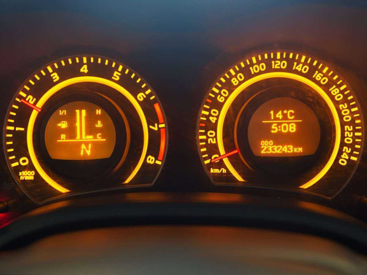 Toyota Corolla с пробегом — 2007 год. Фото: #2