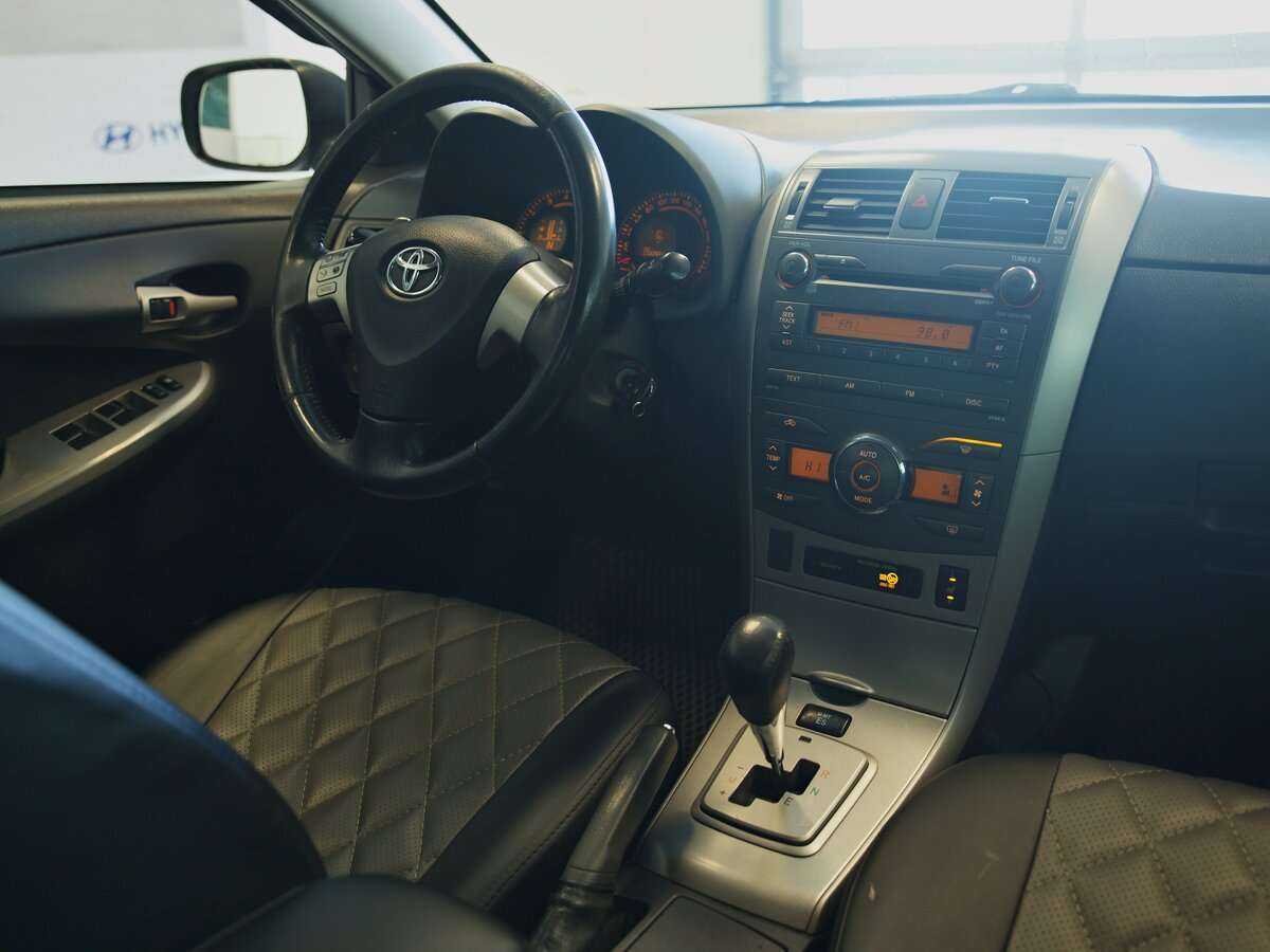 Toyota Corolla с пробегом — 2007 год. Фото: #4