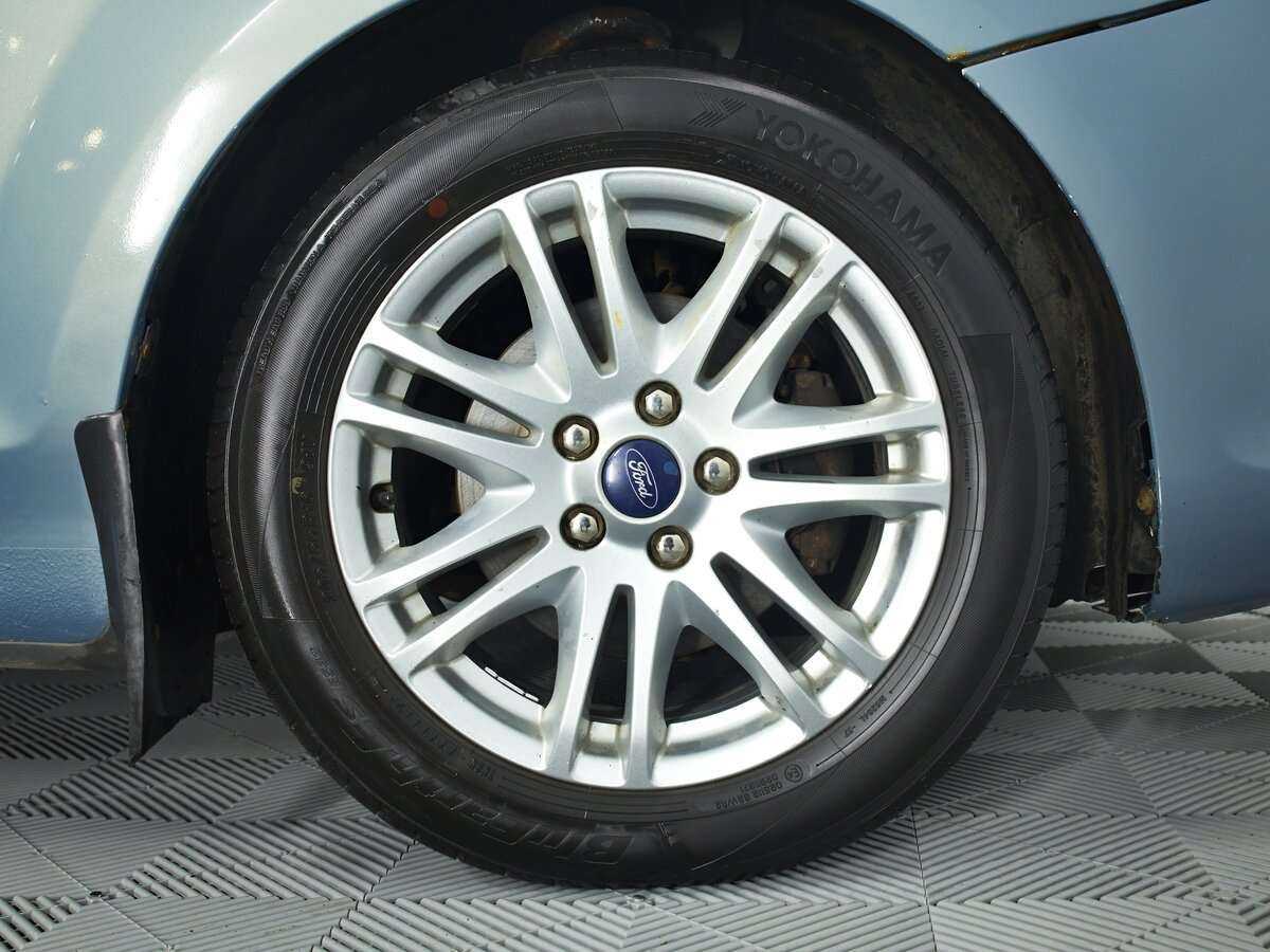 Ford Focus с пробегом — 2008 год. Фото: #16