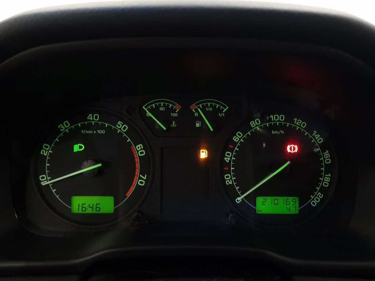 Skoda Octavia с пробегом — 2007 год. Фото: #13