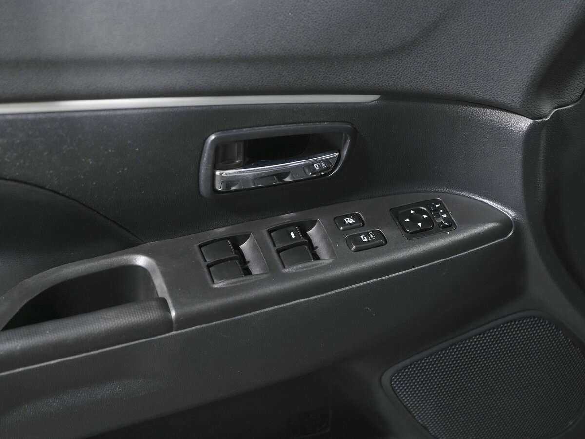 Mitsubishi ASX с пробегом — 2011 год. Фото: #13