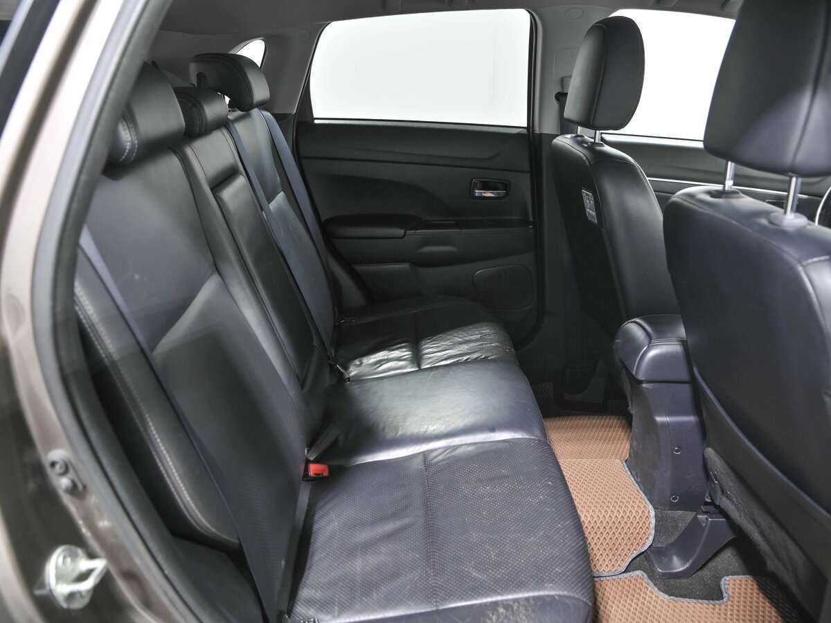 Mitsubishi ASX с пробегом — 2011 год. Фото: #15