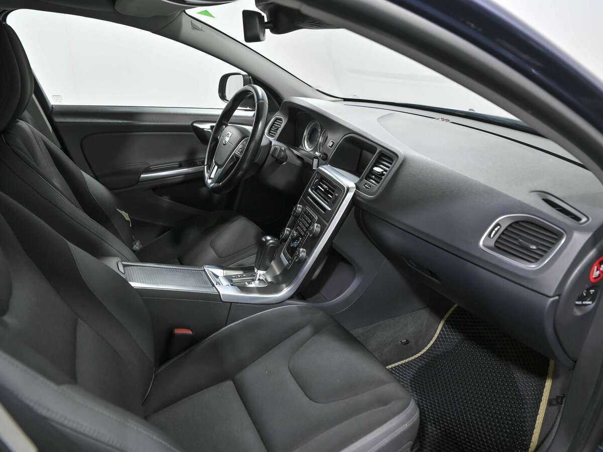 Volvo S60 с пробегом — 2011 год. Фото: #14