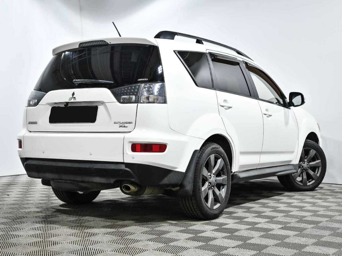 Mitsubishi Outlander с пробегом — 2011 год. Фото: #3