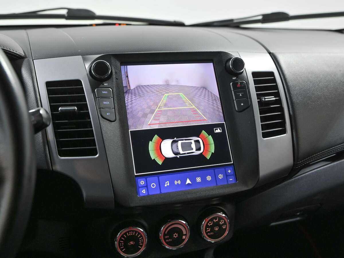 Mitsubishi Outlander с пробегом — 2011 год. Фото: #10