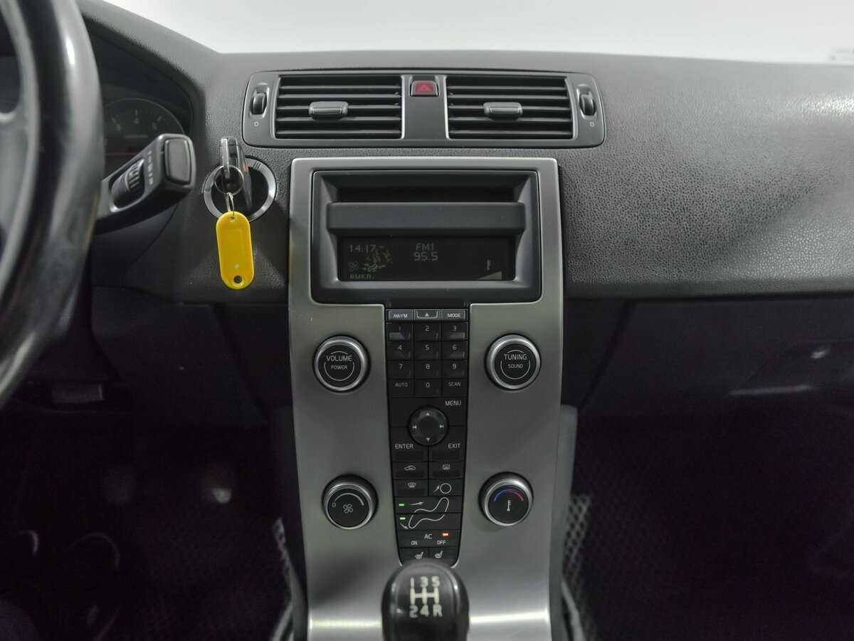 Volvo S40 с пробегом — 2008 год. Фото: #8